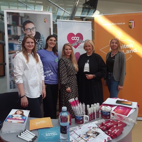 Gruppenbild auf der Messe